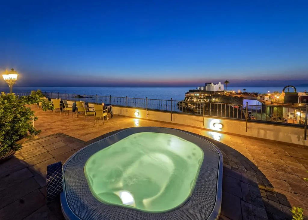 Hotel Nettuno Ischia — Forio d'Ischia