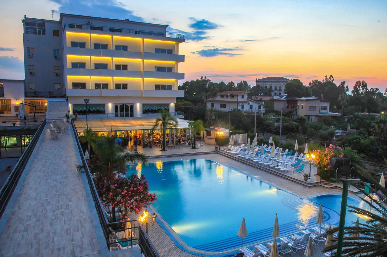 Hotel Santa Lucia Le Sabbie d'Oro