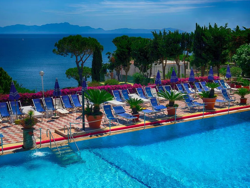 Hotel Parco Cartaromana