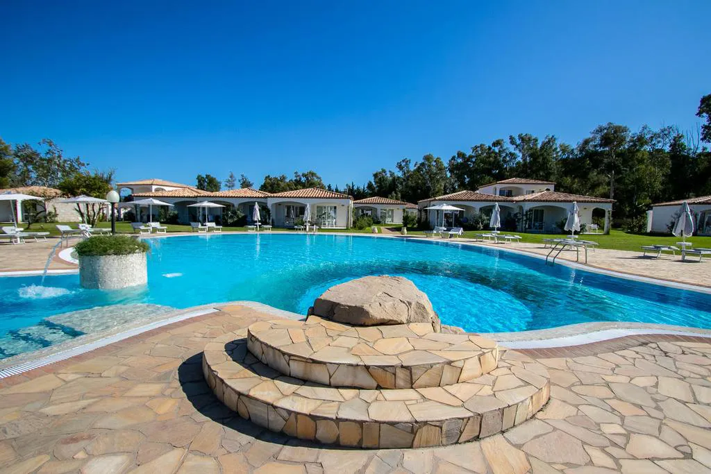 Limone Beach Resort - Gallery 1