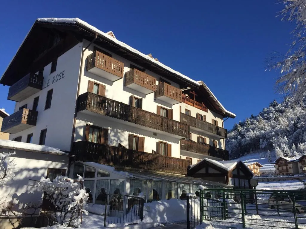 Hotel Alle Rose - Cavedago
