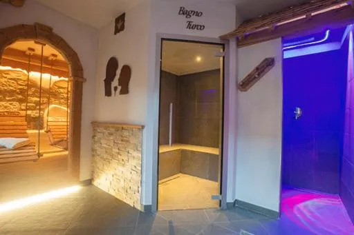 Hotel Milano Vermiglio - Gallery 2