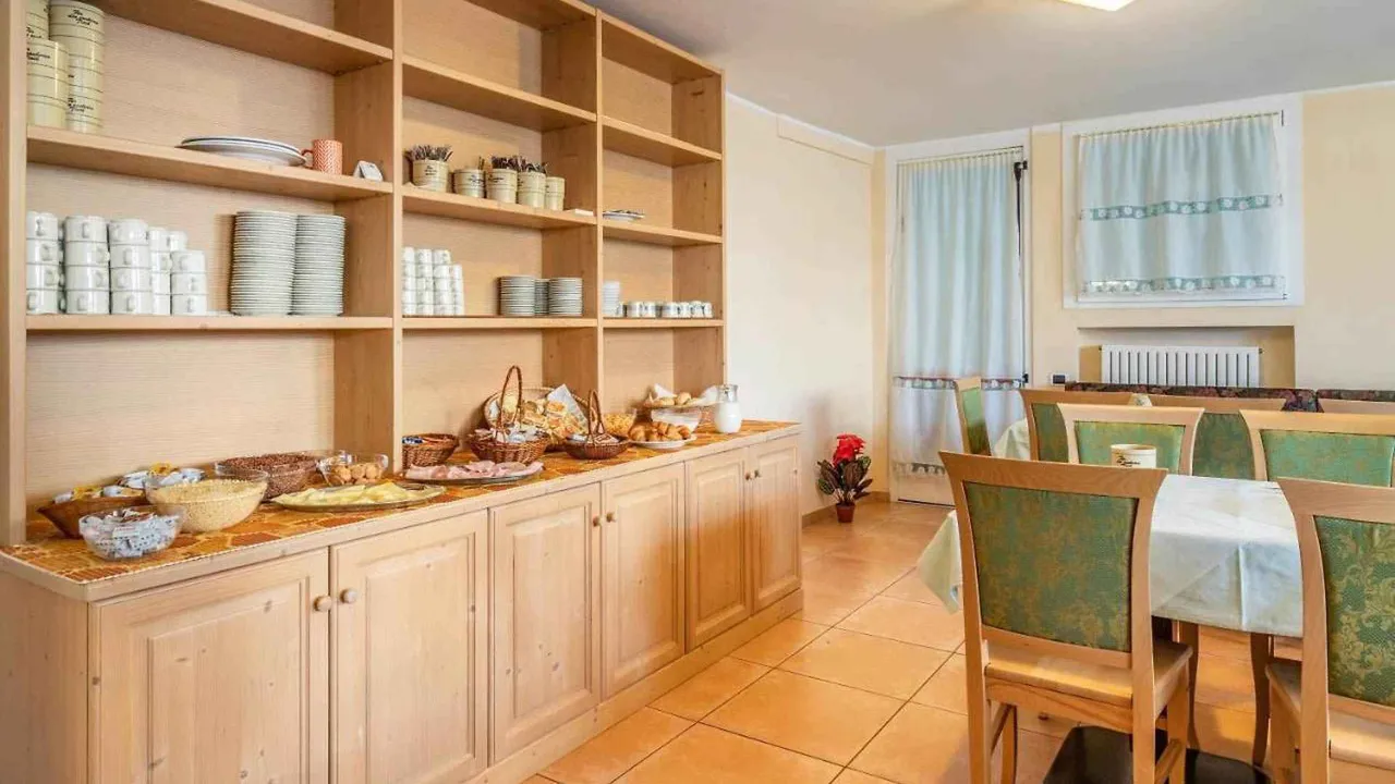 Hotel Monclassico - Gallery 4