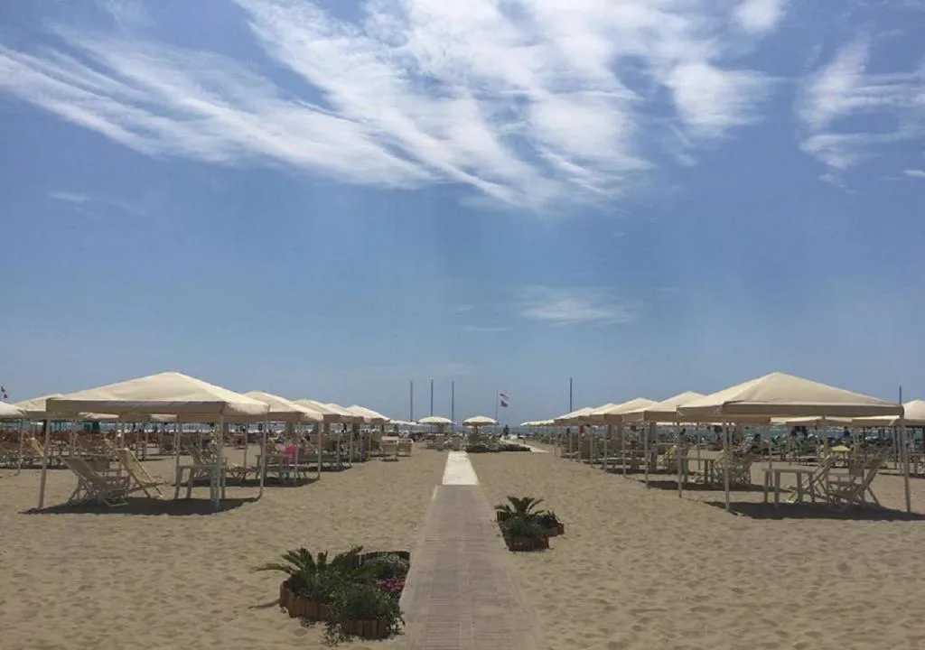 Hotel Ambasciatori Marina di Pietrasanta - Gallery 2