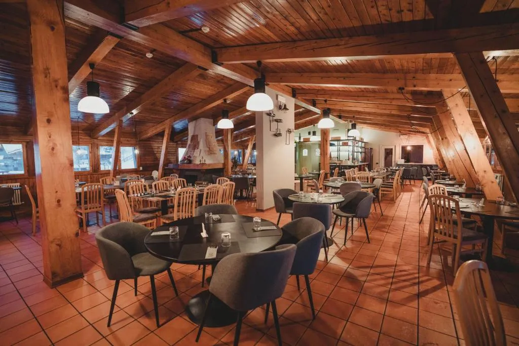 Hotel Renzi Folgarida - Gallery 1